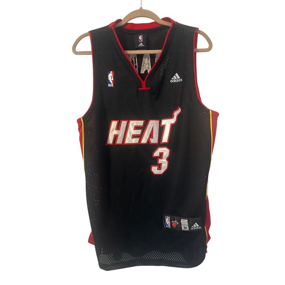 Miami Heat wade jersery size M good condition NBA